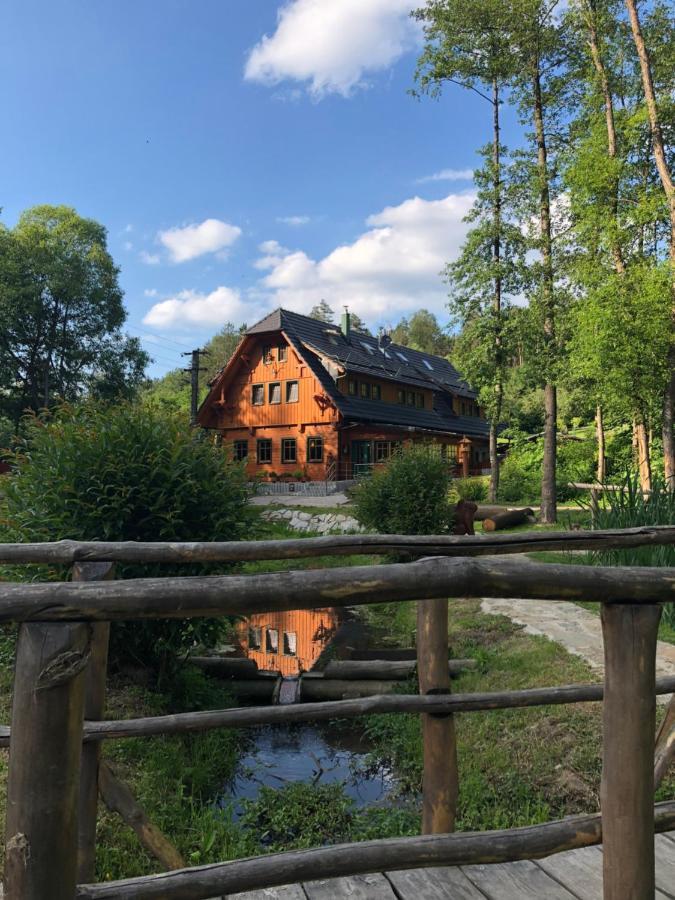 Kamenacka Myslivna Hotell Moravany  Exteriör bild