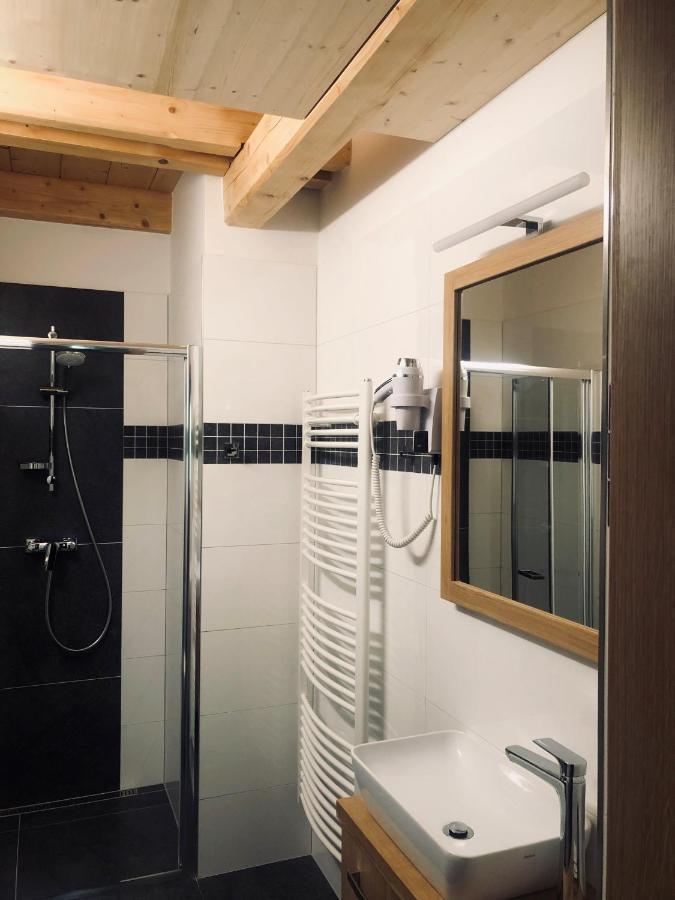 Kamenacka Myslivna Hotell Moravany  Exteriör bild