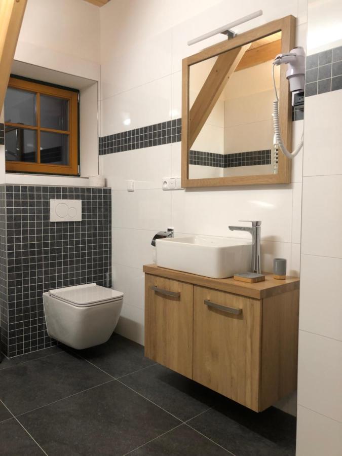 Kamenacka Myslivna Hotell Moravany  Exteriör bild