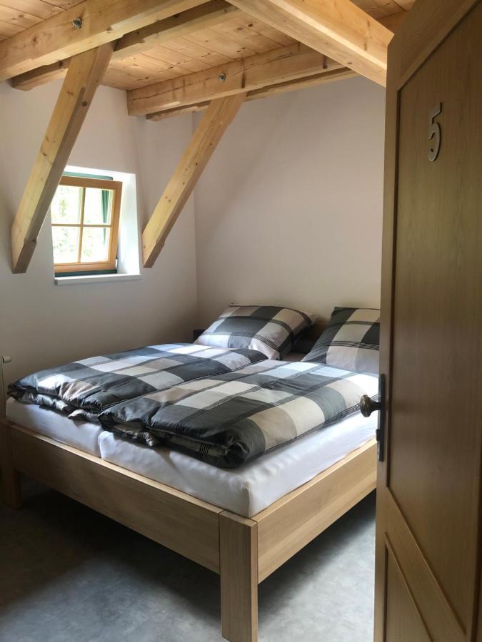 Kamenacka Myslivna Hotell Moravany  Exteriör bild